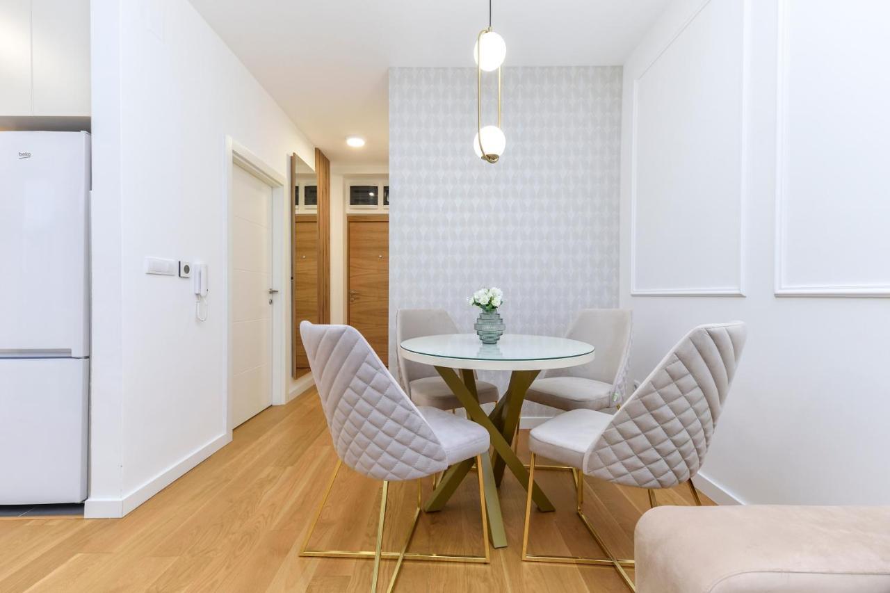 Divine & Delight Apartments Novi Sad Extérieur photo