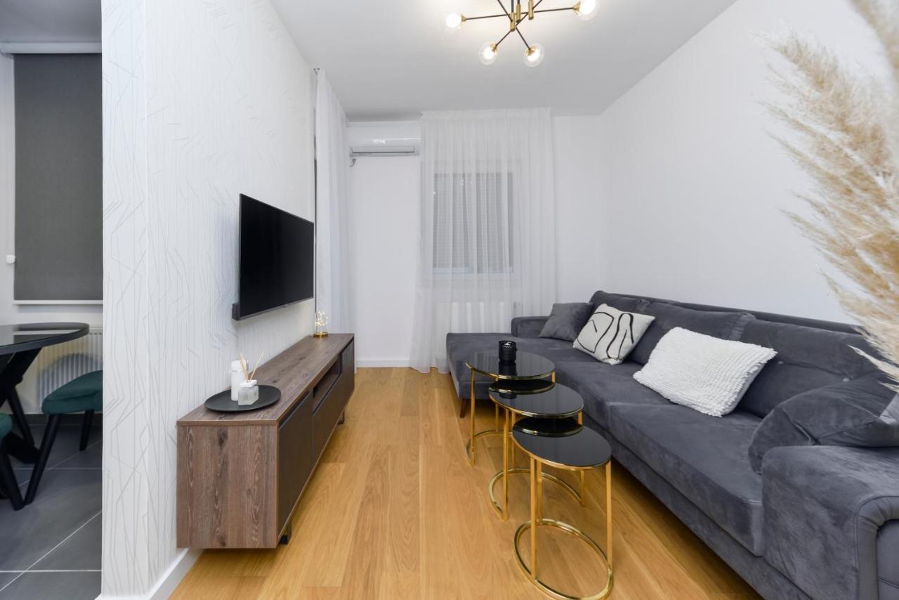 Divine & Delight Apartments Novi Sad Extérieur photo